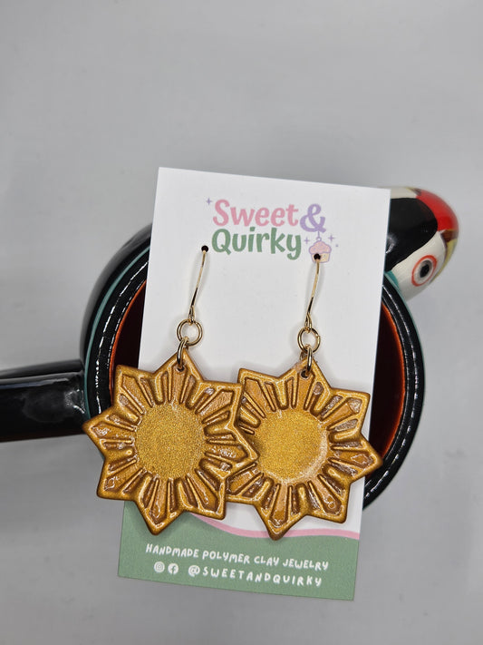Filipino Sun Star Earrings in Gold